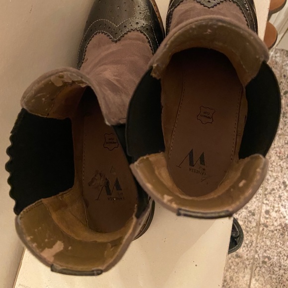 🖤 Booties - Picture 5 of 5